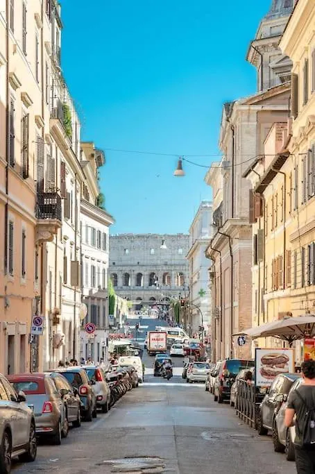 Apartment Maison Leonardo Al Colosseo Rome